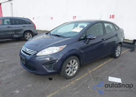 2013 Ford Fiesta Se z USA, uszkodzony, nr VIN 3FADP4BJ2DM167849